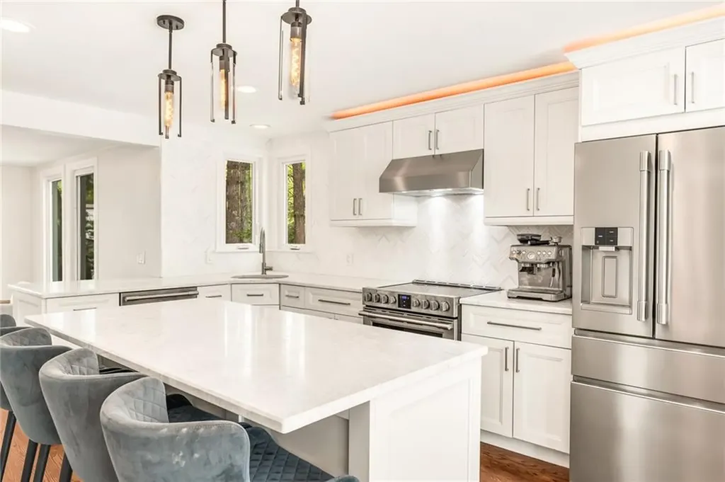 12 Hazel Point Road Smithfield RI 02917