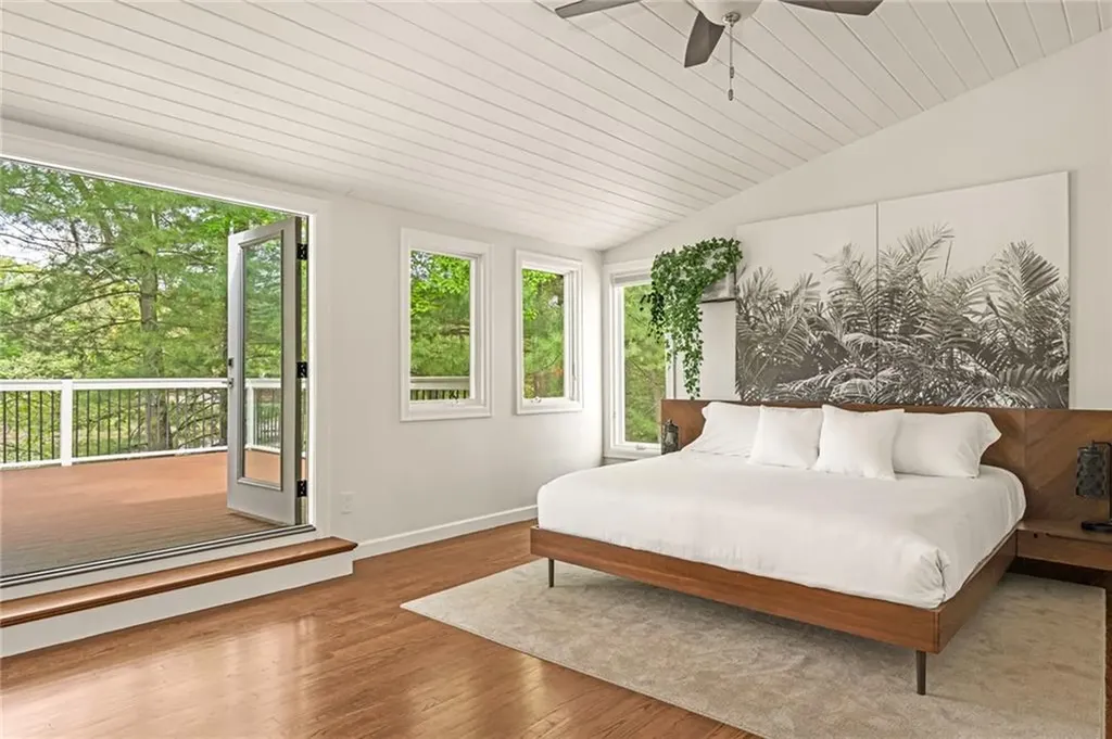 12 Hazel Point Road Smithfield RI 02917