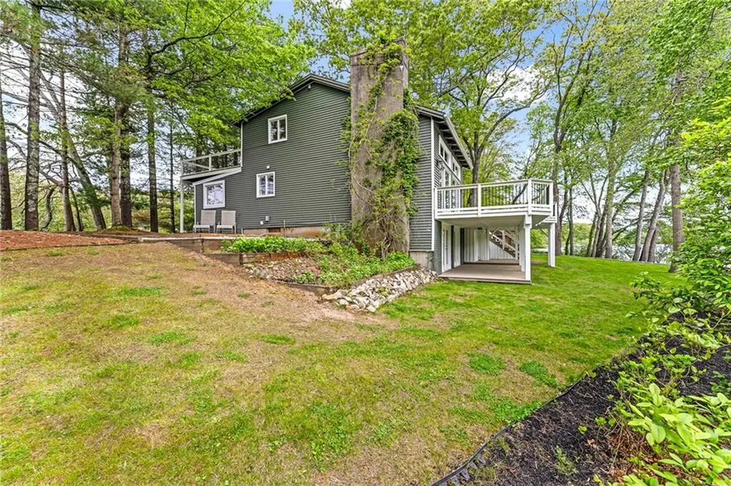 12 Hazel Point Road Smithfield RI 02917