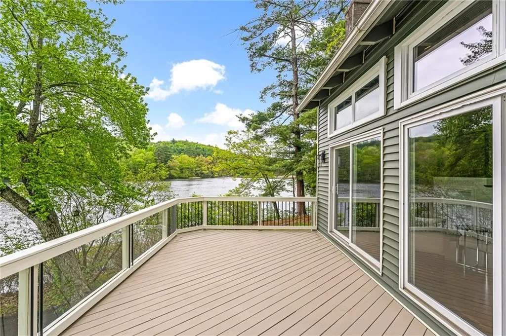 12 Hazel Point Road Smithfield RI 02917