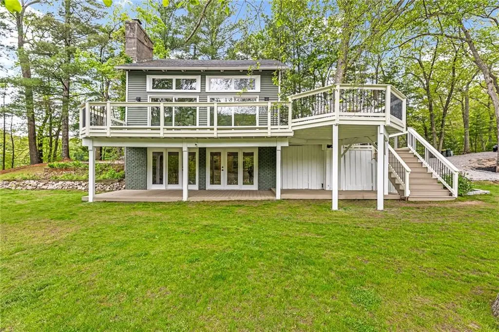 12 Hazel Point Road Smithfield RI 02917