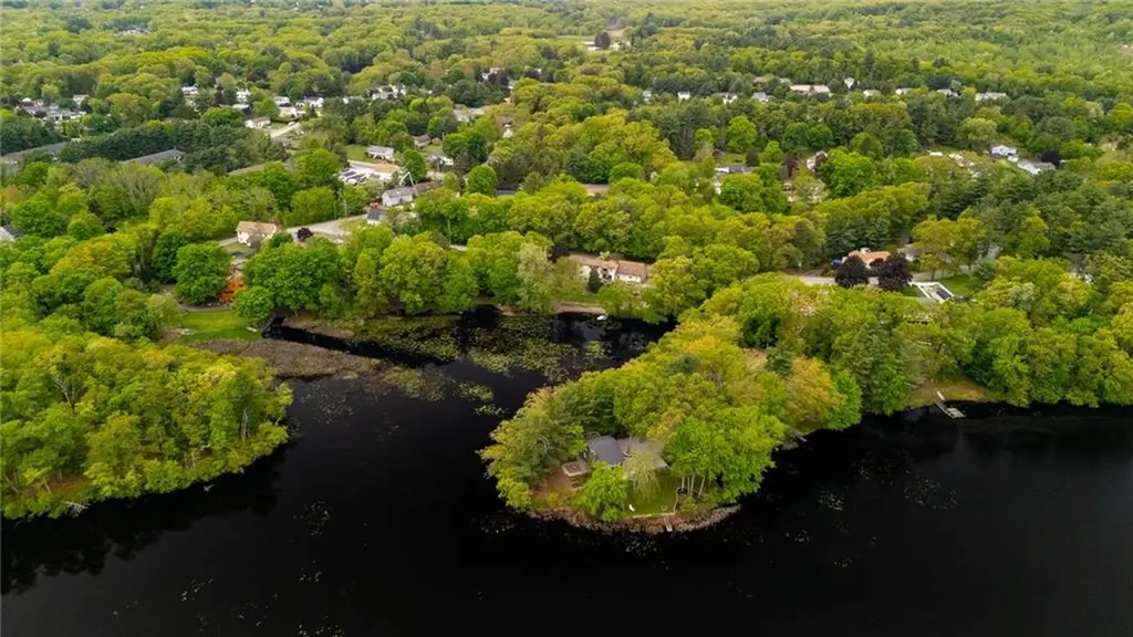 12 Hazel Point Road Smithfield RI 02917