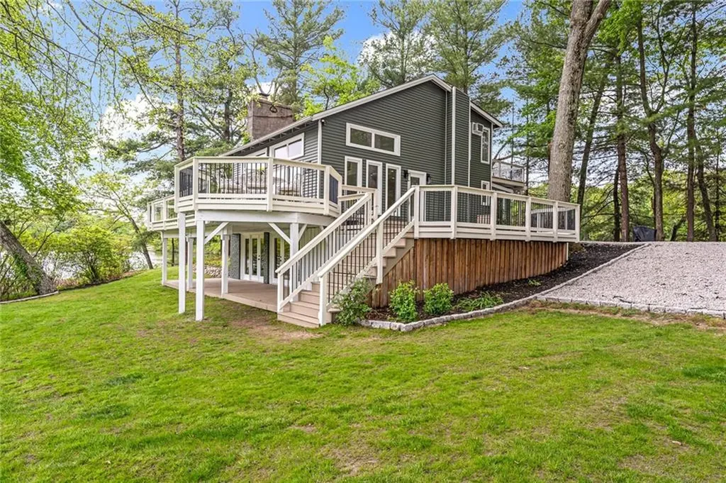 12 Hazel Point Road Smithfield RI 02917