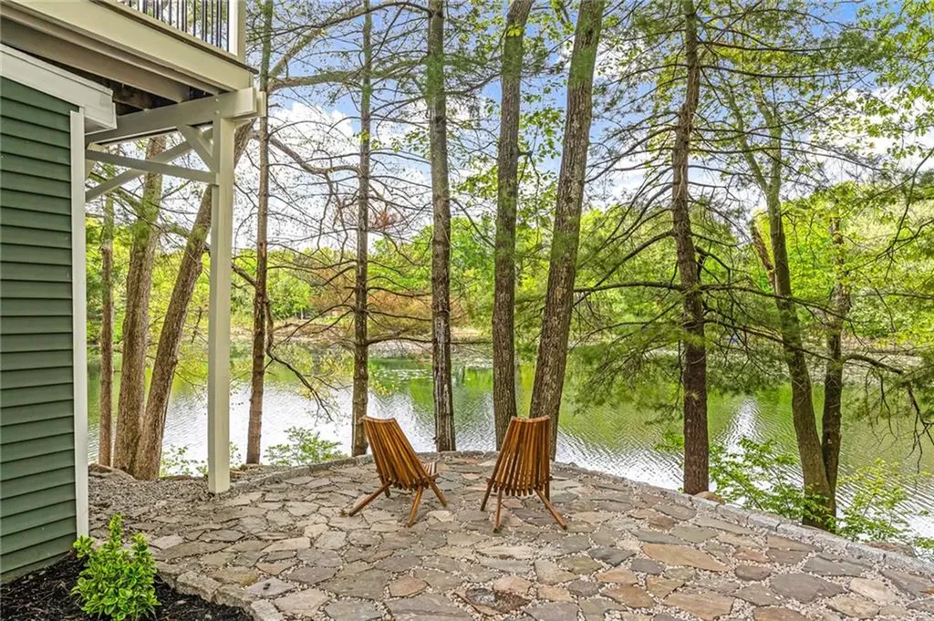 12 Hazel Point Road Smithfield RI 02917
