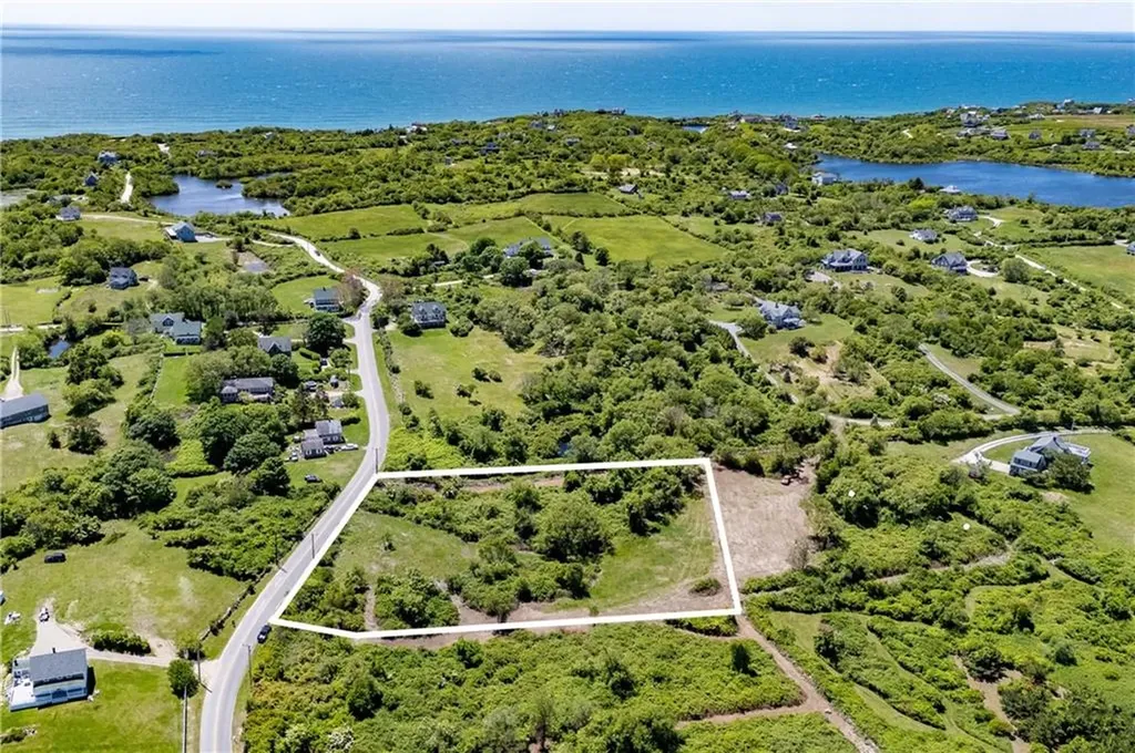 0 Pilot Hill Road Block Island RI 02807