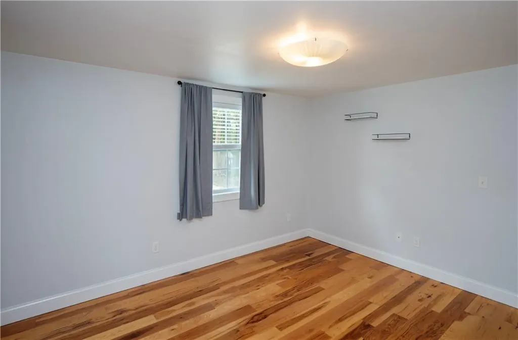 24 Southmayd Street Newport RI 02840