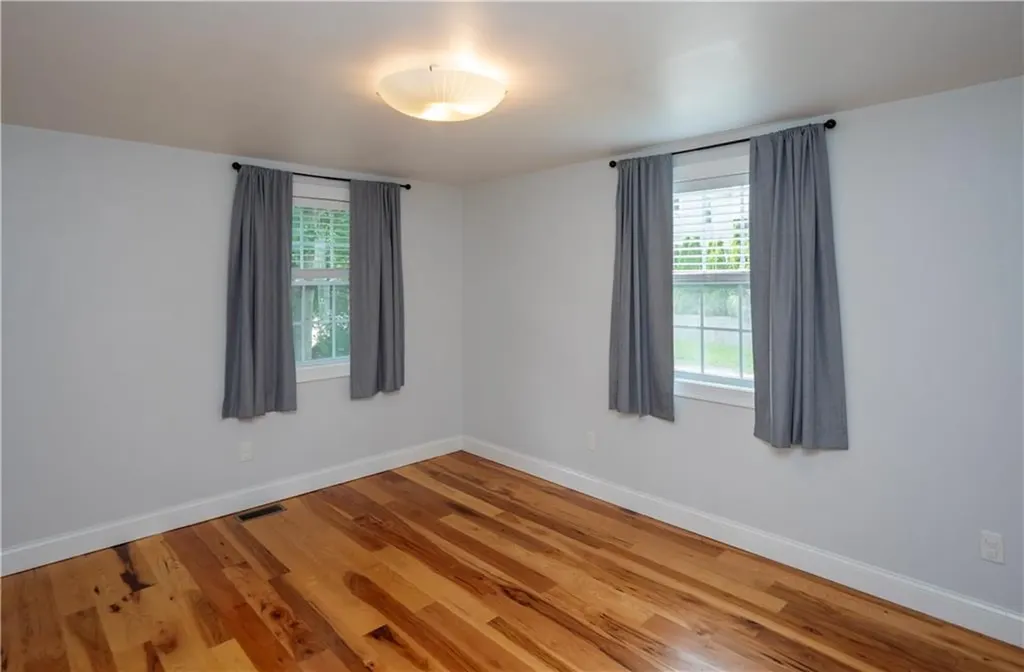 24 Southmayd Street Newport RI 02840