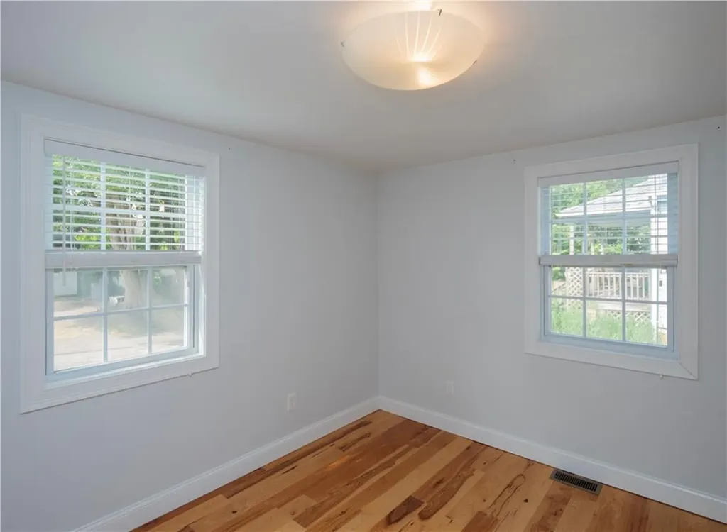 24 Southmayd Street Newport RI 02840