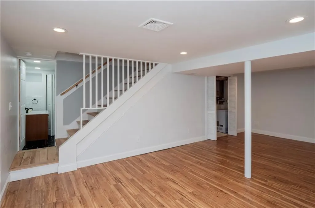 24 Southmayd Street Newport RI 02840