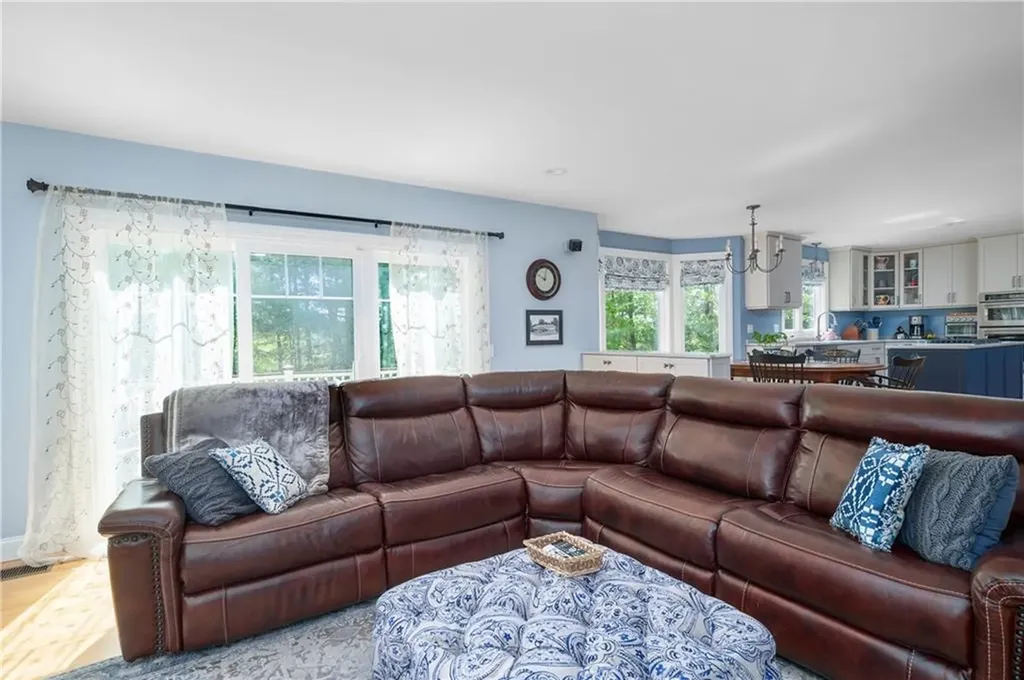 259 Little Pond County Road Cumberland RI 02864