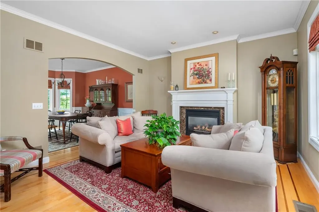 259 Little Pond County Road Cumberland RI 02864