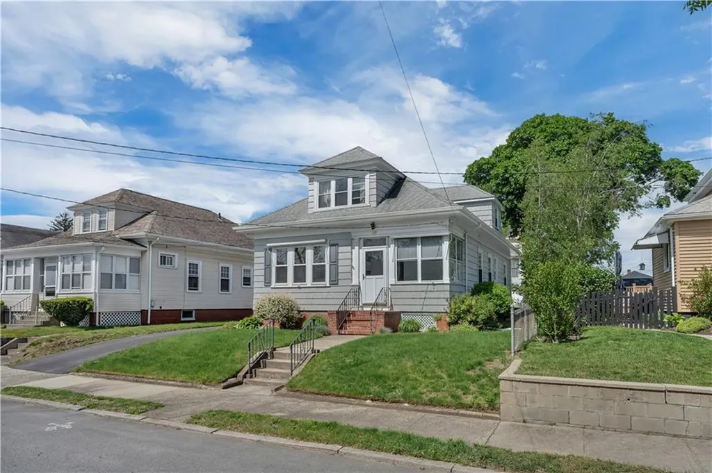 199 Orchard Street Cranston RI 02910