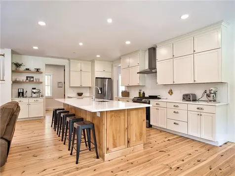 1 Hinter Way Little Compton RI 02837