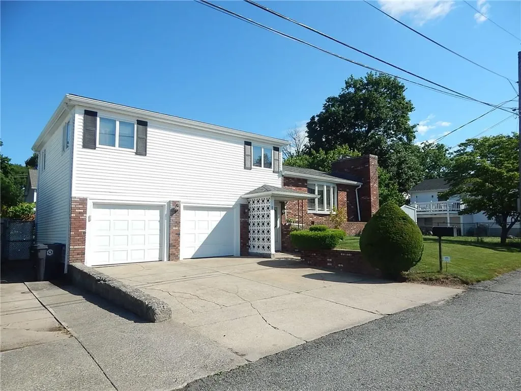 9 Baldwin Street Cumberland RI 02864