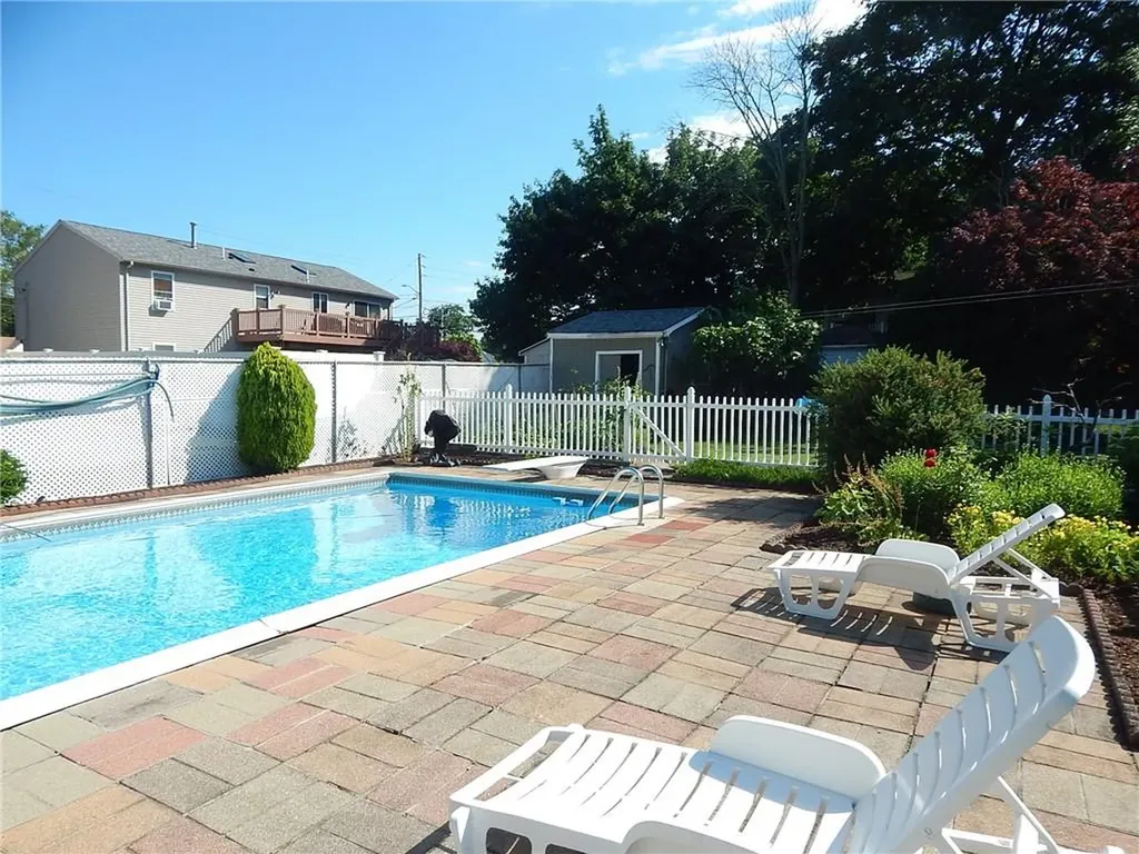9 Baldwin Street Cumberland RI 02864