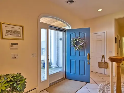 149 Nanaquaket Road Tiverton RI 02878