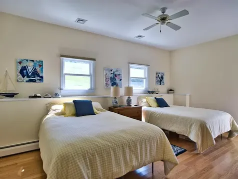 149 Nanaquaket Road Tiverton RI 02878