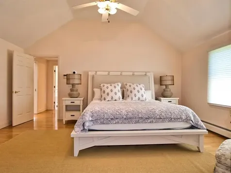 149 Nanaquaket Road Tiverton RI 02878