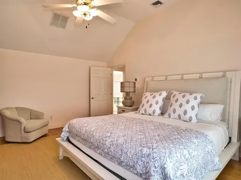 149 Nanaquaket Road Tiverton RI 02878