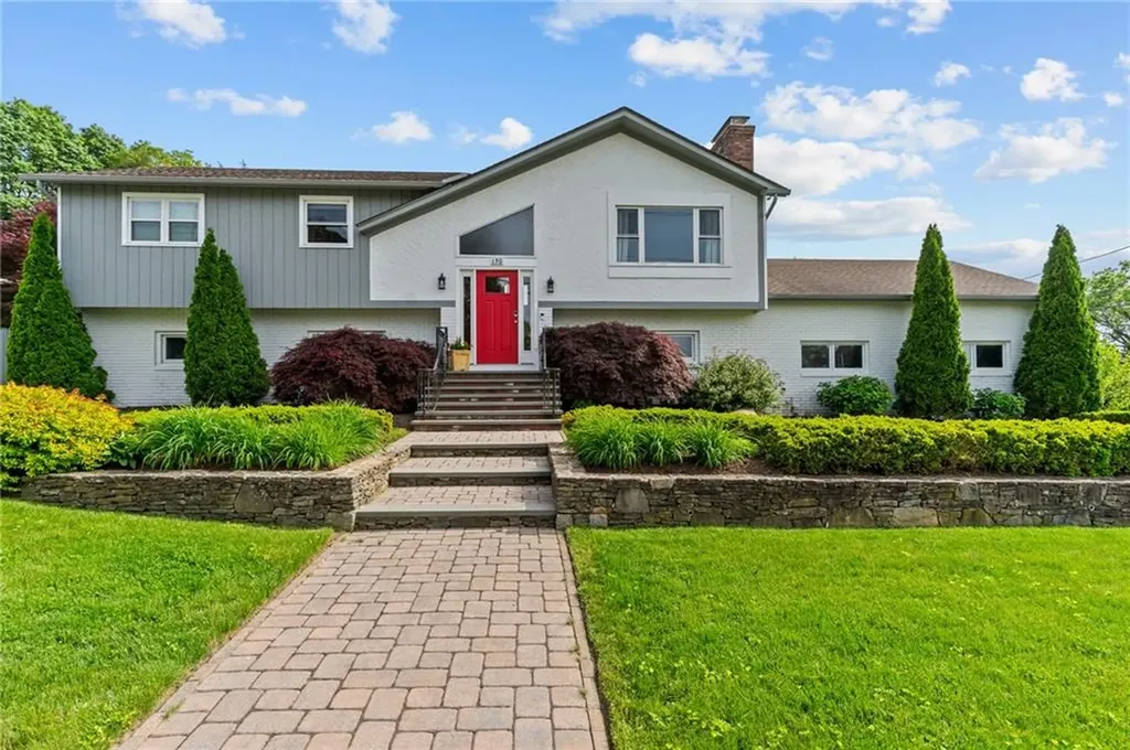 170 Brayton Avenue Cranston RI 02920