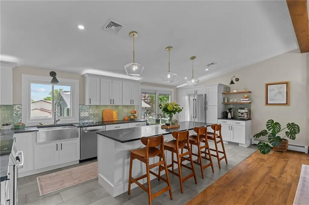 170 Brayton Avenue Cranston RI 02920