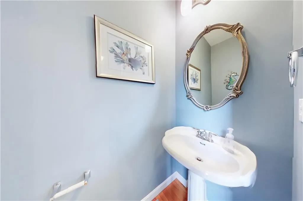 68 Anchor Drive Portsmouth RI 02871