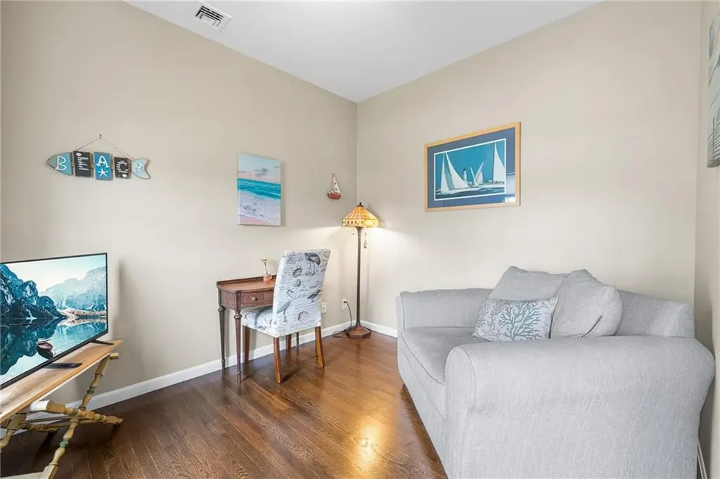 68 Anchor Drive Portsmouth RI 02871