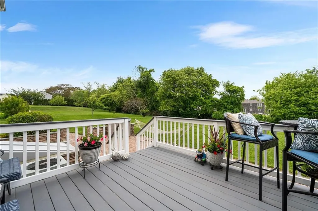 68 Anchor Drive Portsmouth RI 02871