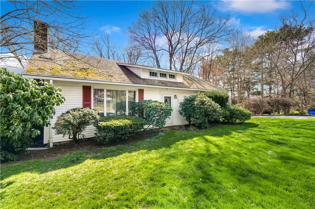 2444 Hartford Avenue Johnston RI 02919