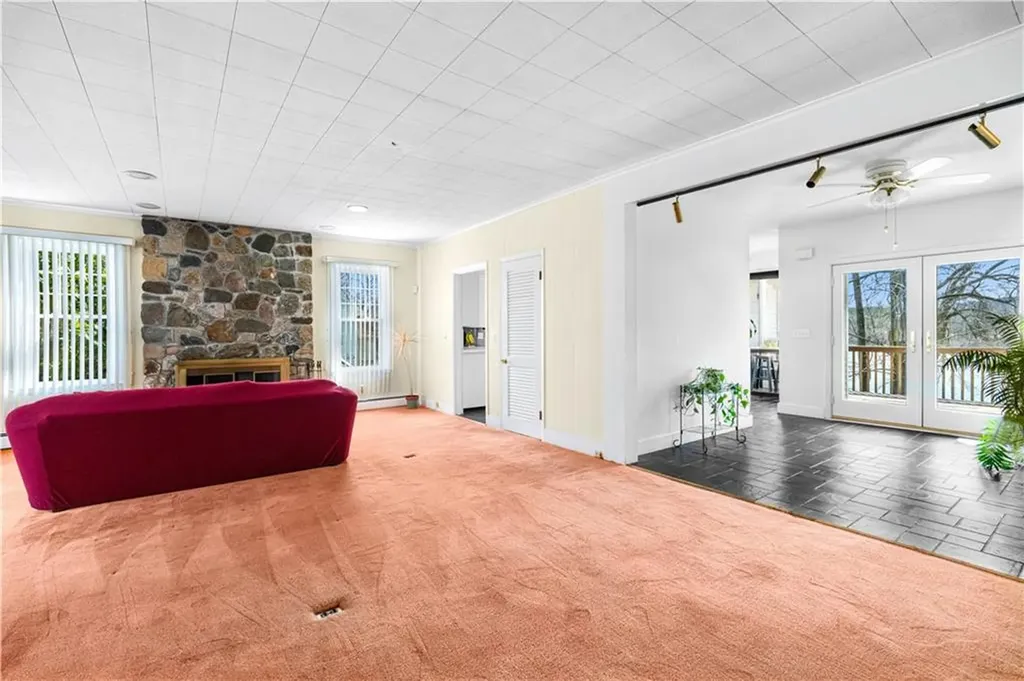 2444 Hartford Avenue Johnston RI 02919