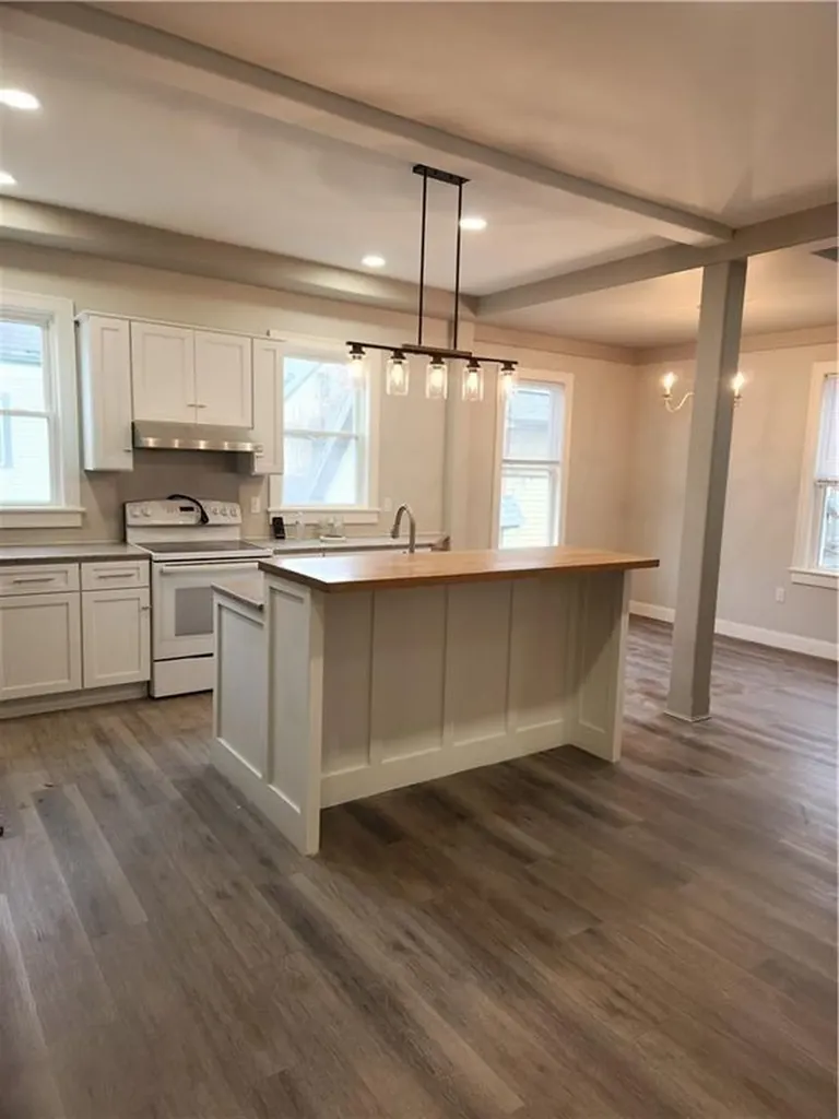 41 Brighton Street Providence RI 02909