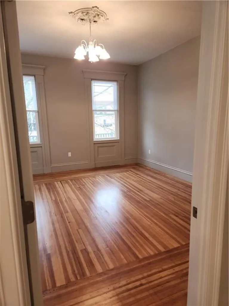 41 Brighton Street Providence RI 02909
