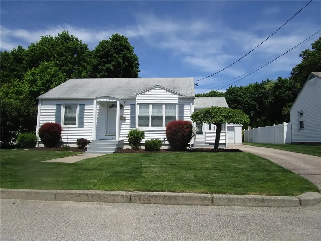 11 Loring Street Cranston RI 02920
