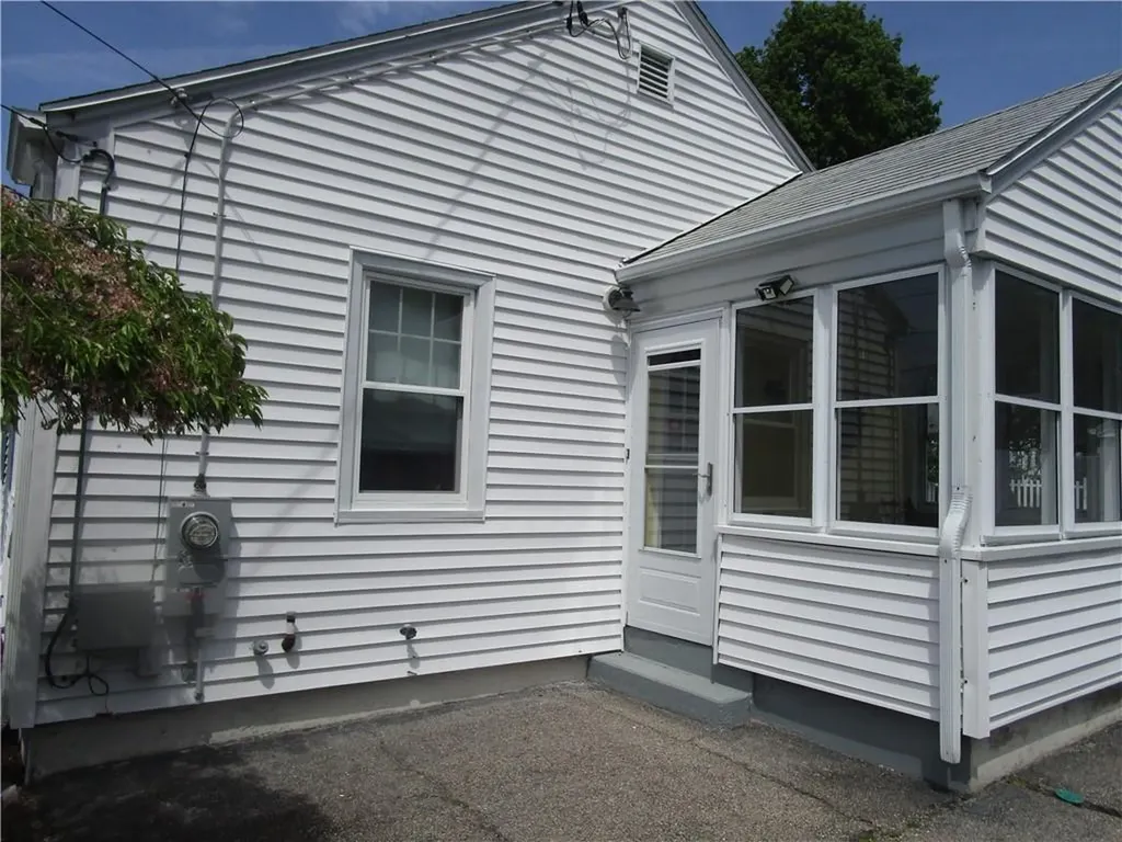 11 Loring Street Cranston RI 02920