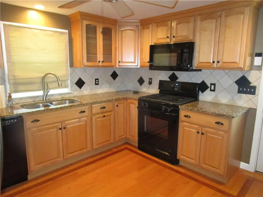 11 Loring Street Cranston RI 02920