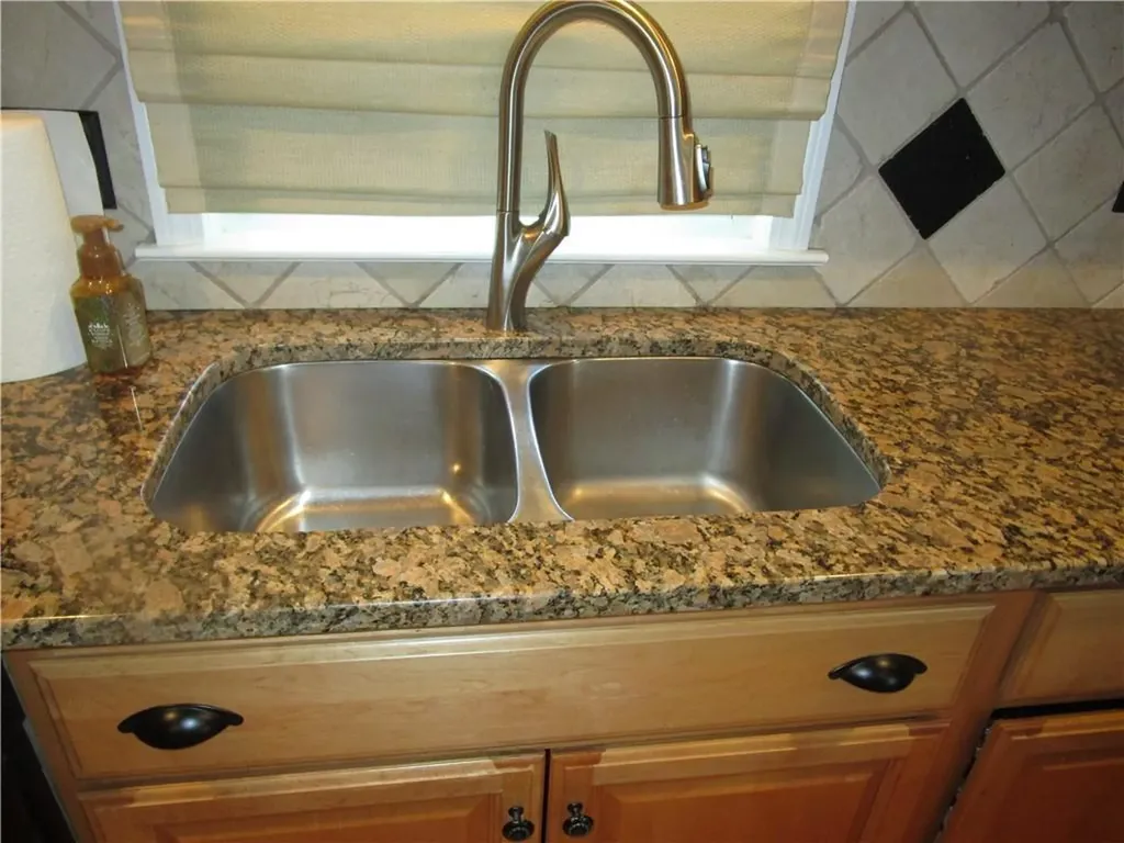 11 Loring Street Cranston RI 02920