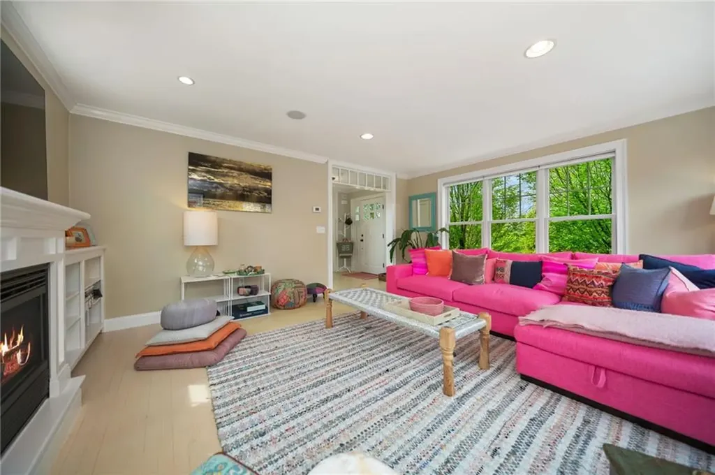 9 Casey Court Newport RI 02840