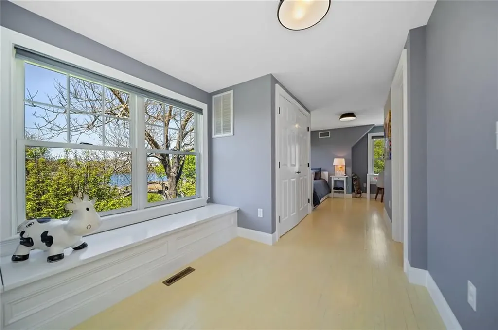 9 Casey Court Newport RI 02840