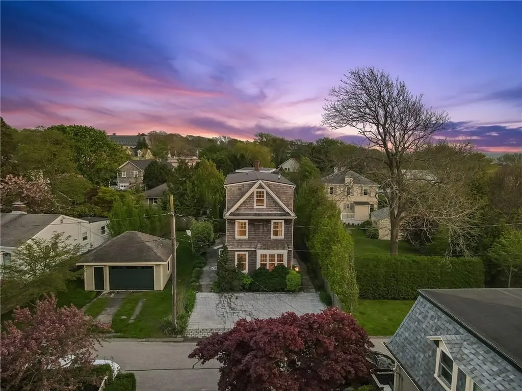 9 Casey Court Newport RI 02840