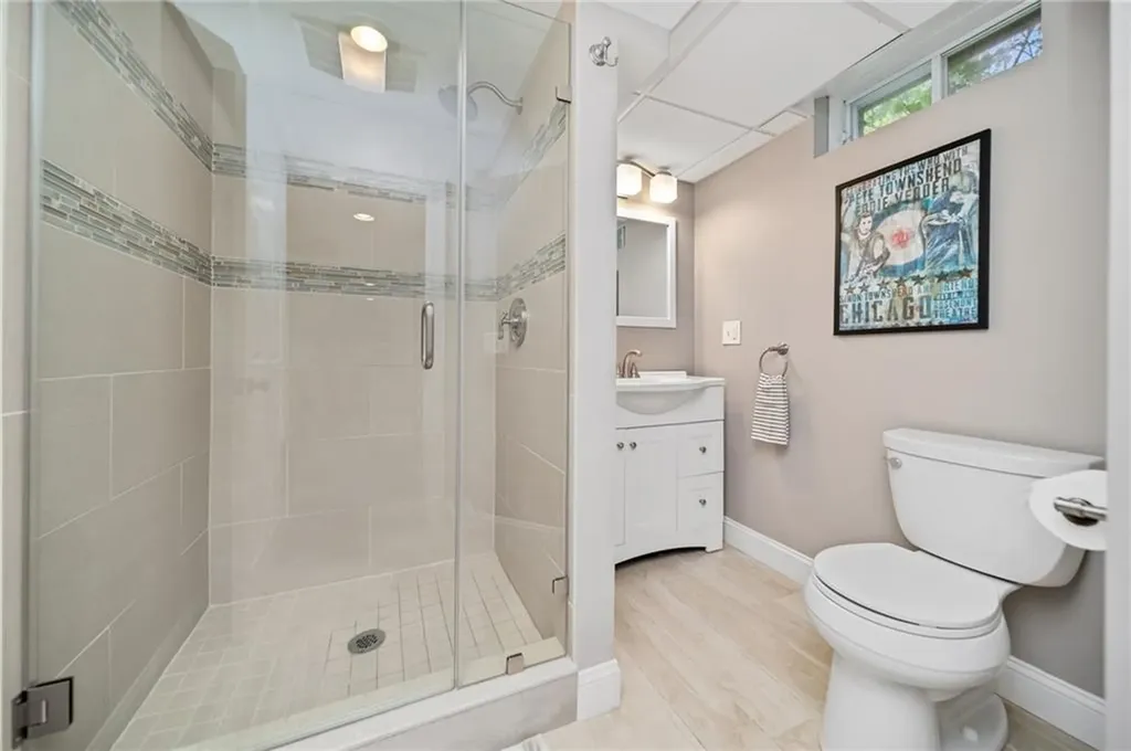 9 Casey Court Newport RI 02840