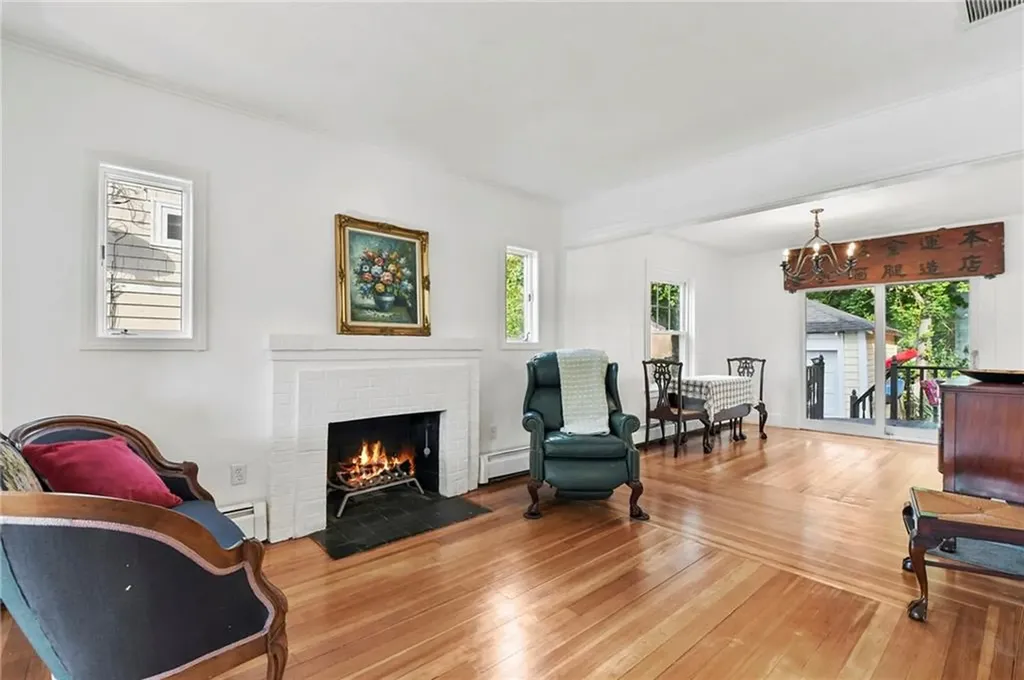 54 Denver Avenue Cranston RI 02905