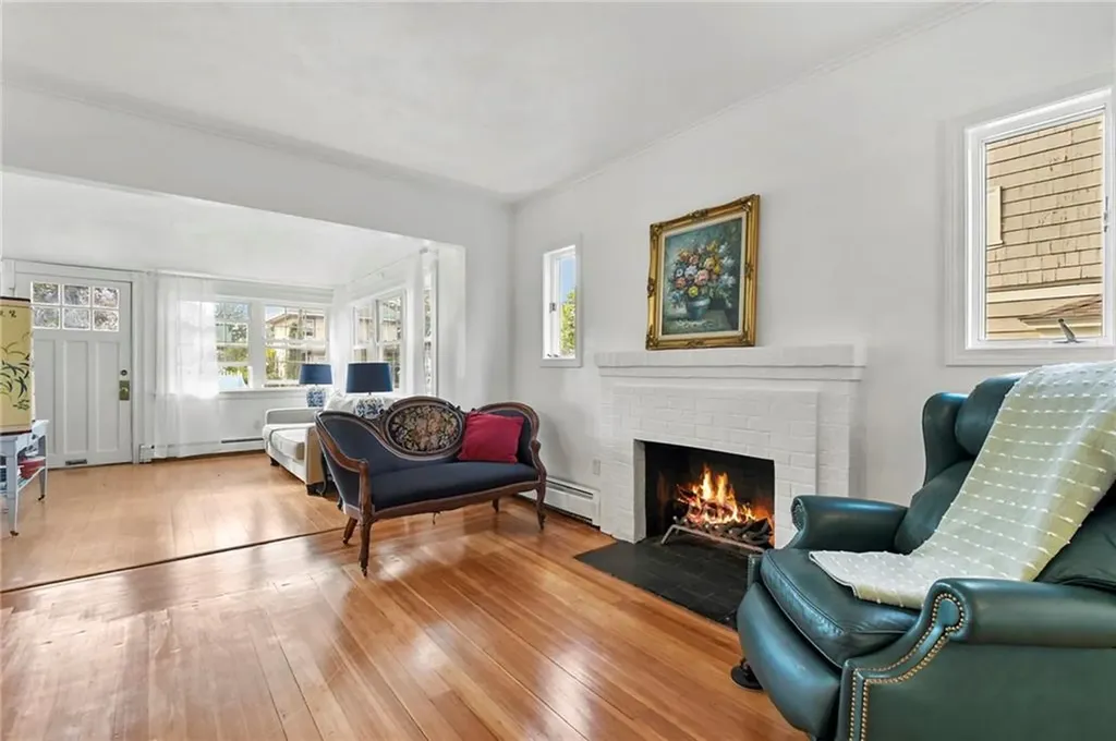 54 Denver Avenue Cranston RI 02905