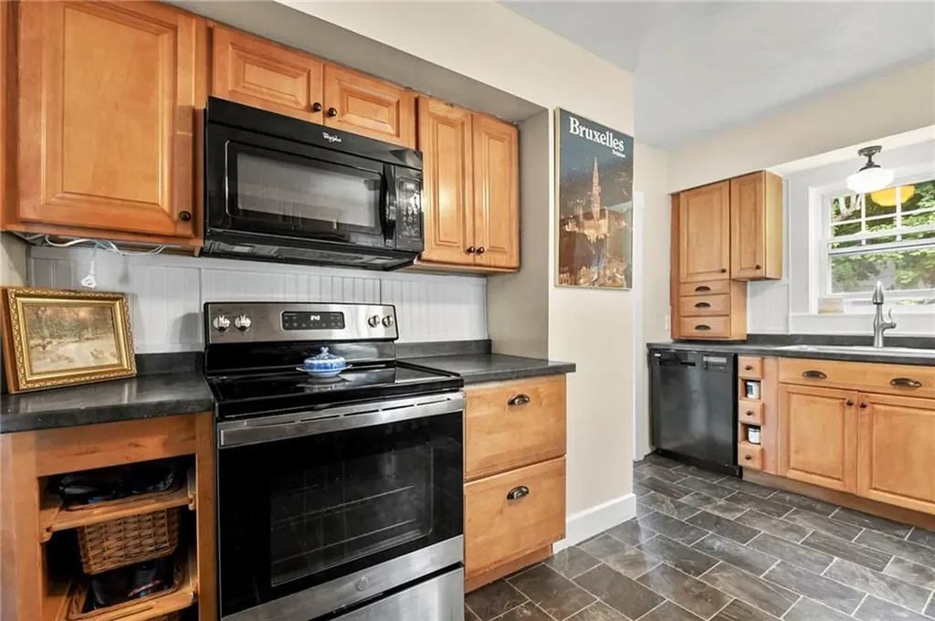 54 Denver Avenue Cranston RI 02905