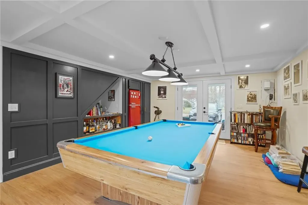 9 Rosedale Avenue Barrington RI 02806