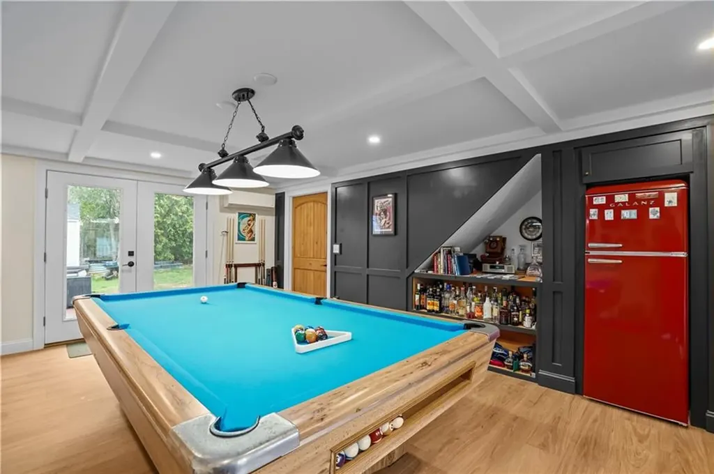 9 Rosedale Avenue Barrington RI 02806