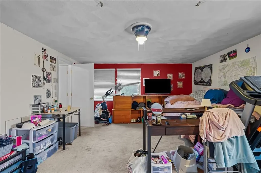 9 Rosedale Avenue Barrington RI 02806