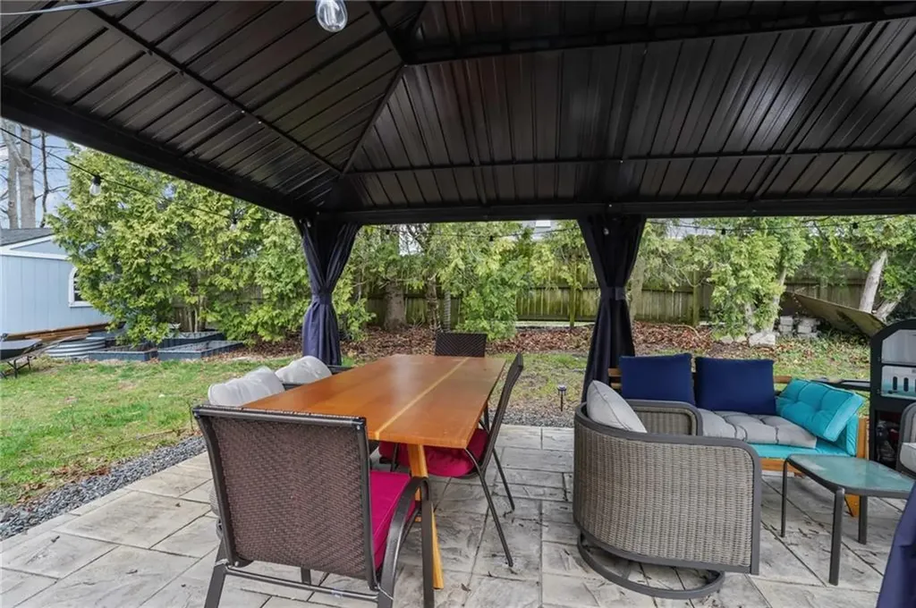 9 Rosedale Avenue Barrington RI 02806