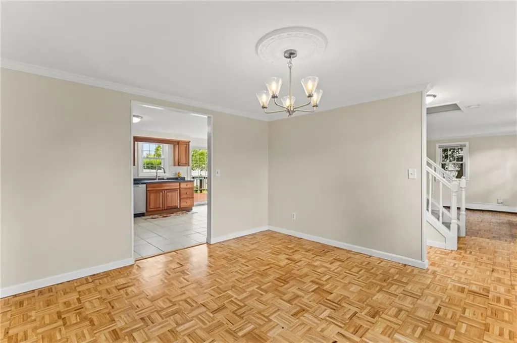 39 Exeter Boulevard Narragansett RI 02882