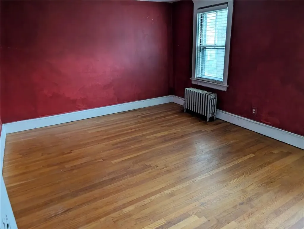 33 Zella Street Providence RI 02908
