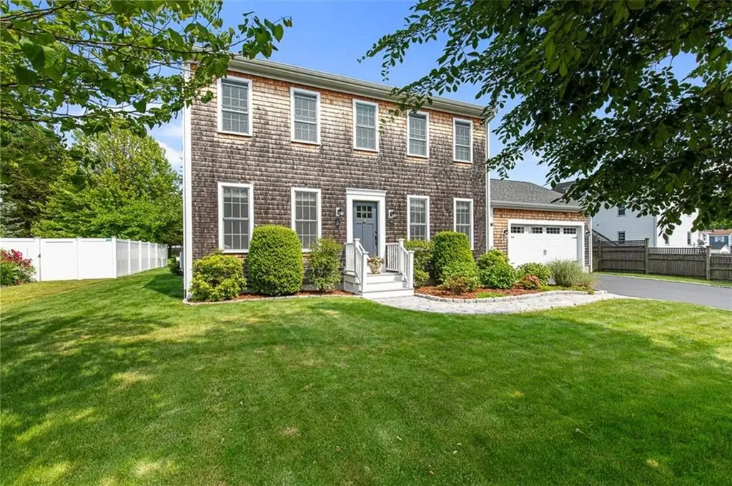 23 South Street Barrington RI 02806